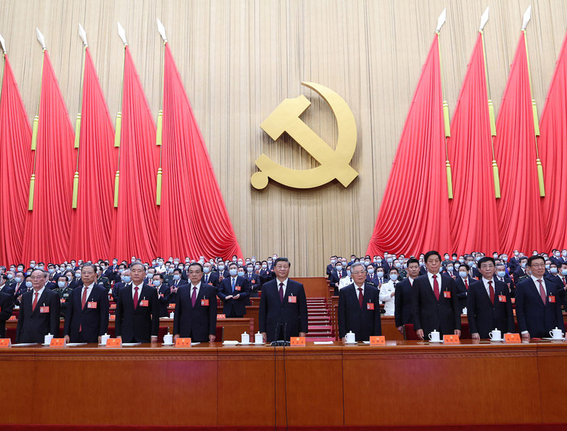 10月22日，中國共產黨第二十次全國代表大會在北京人民大會堂勝利閉幕。這是習近平、李克強、栗戰書、汪洋、王滬寧、趙樂際、韓正、王岐山、胡錦濤在主席臺上。.jpg